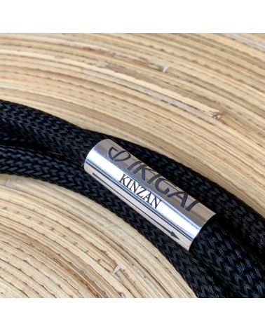Câble de modulation Ikigai Kinzan avec connecteurs XLR pour une transmission du signal sans compromis.