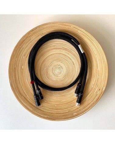 Conception haut de gamme du câble Ikigai Kangai pour une expérience audio haute fidélité