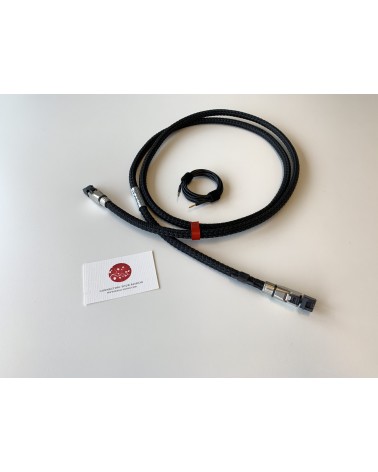 Détail du tressage haute précision du câble Ikigai Kangai RJ45