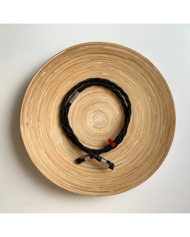 Câble réseau haute performance Ikigai pour streamer et serveur audio.