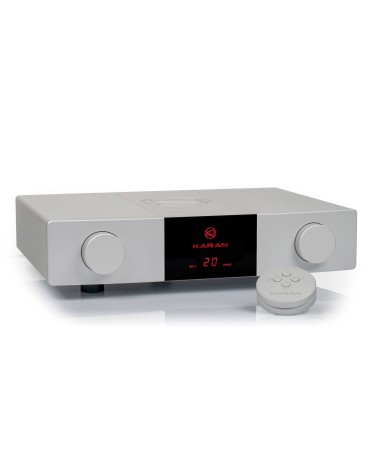 Karan Master Collection LINEb — Préamplificateur de ligne — trois-quarts