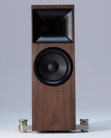 Ø Audio Ymir — Noyer — trois-quarts